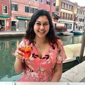 Meet your Posher, Savanna